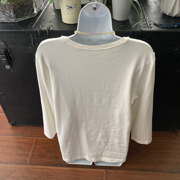 Chico's  White True Color Tee V Neck Three Quarter Sleeve 2 ( large) 12 - Picture 5 of 6